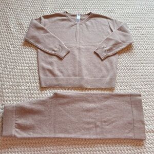 Kid LUXE KNIT SET V- NECK SWEATER AND WIDE LEG PANT